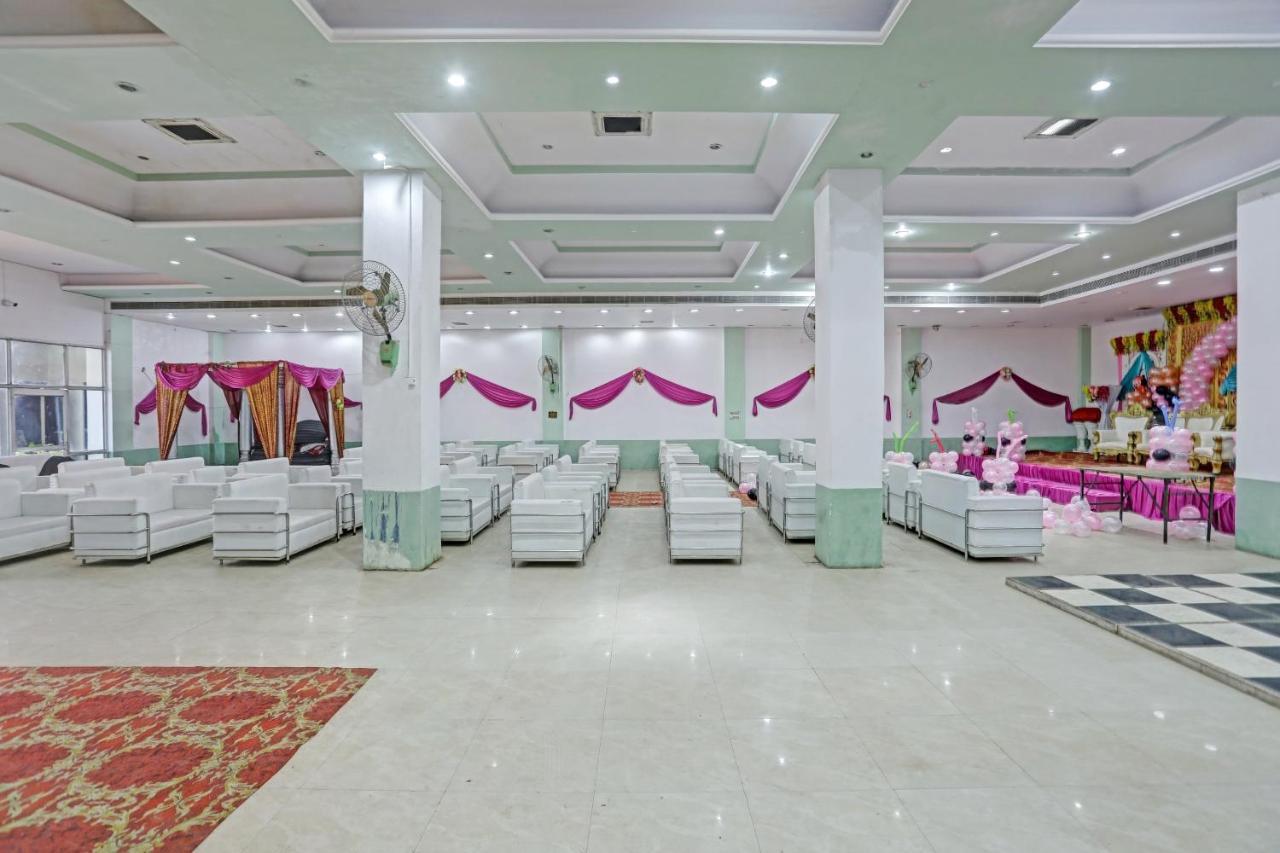 Hotel Collection O 85238 Tulika Garden Izatnagar Exteriér fotografie