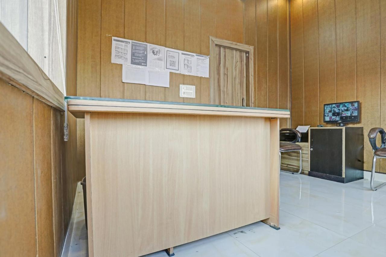 Hotel Collection O 85238 Tulika Garden Izatnagar Exteriér fotografie